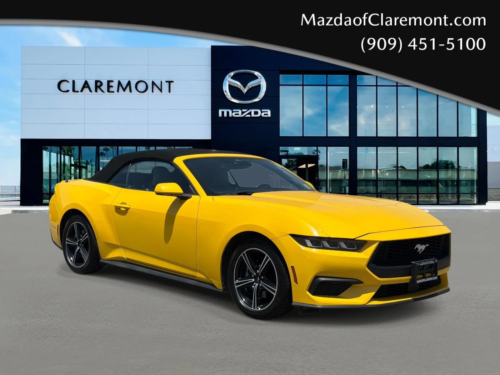 2024 Ford Mustang EcoBoost Convertible's photo