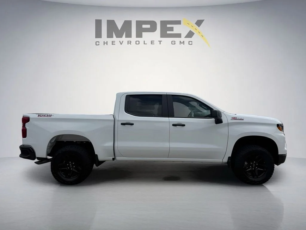 New 2026 White Chevrolet Custom Trail Boss image 6
