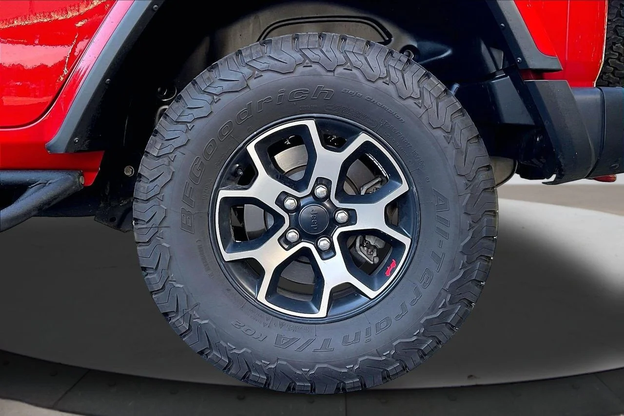 Used 2020 Red Jeep Rubicon image 36