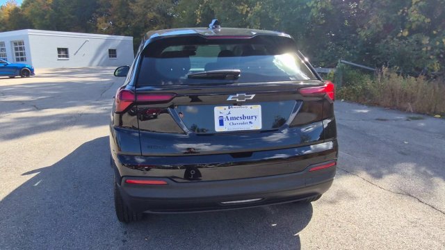 2027 Chevrolet Bolt LT - Photo 7