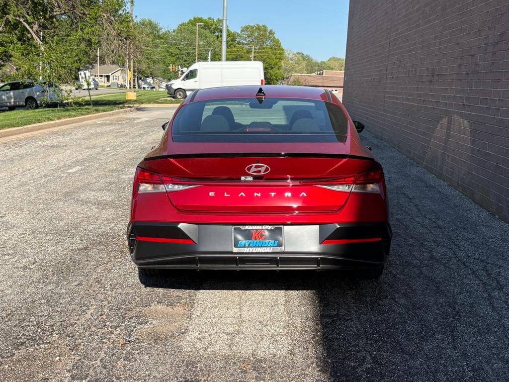 New 2026 Ultimate Red Hyundai SEL Sport image 4