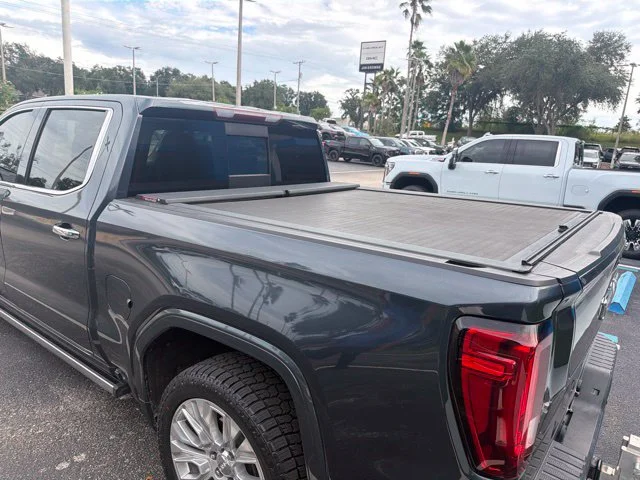 Used 2021 Blue GMC Denali image 4