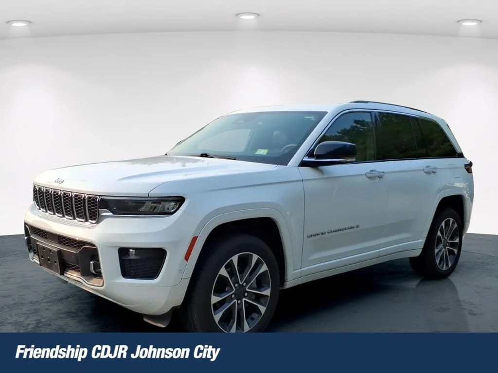 Used 2023 White Jeep Overland image 1