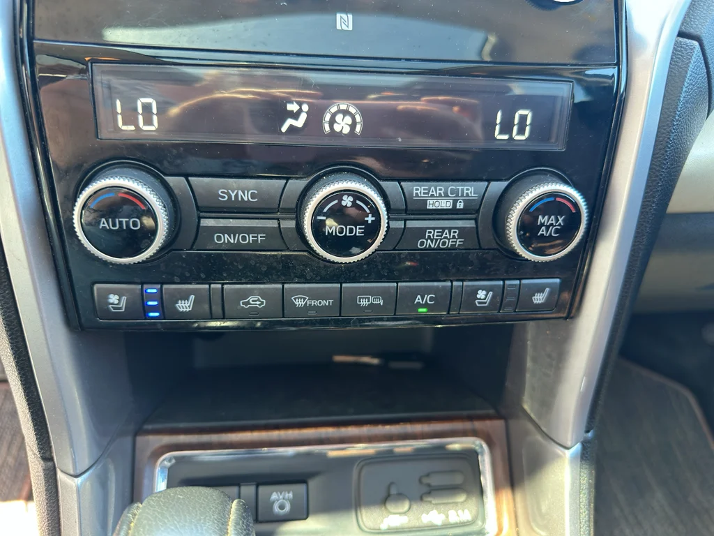 Used 2022 Brilliant Bronze Metallic Subaru Touring image 21
