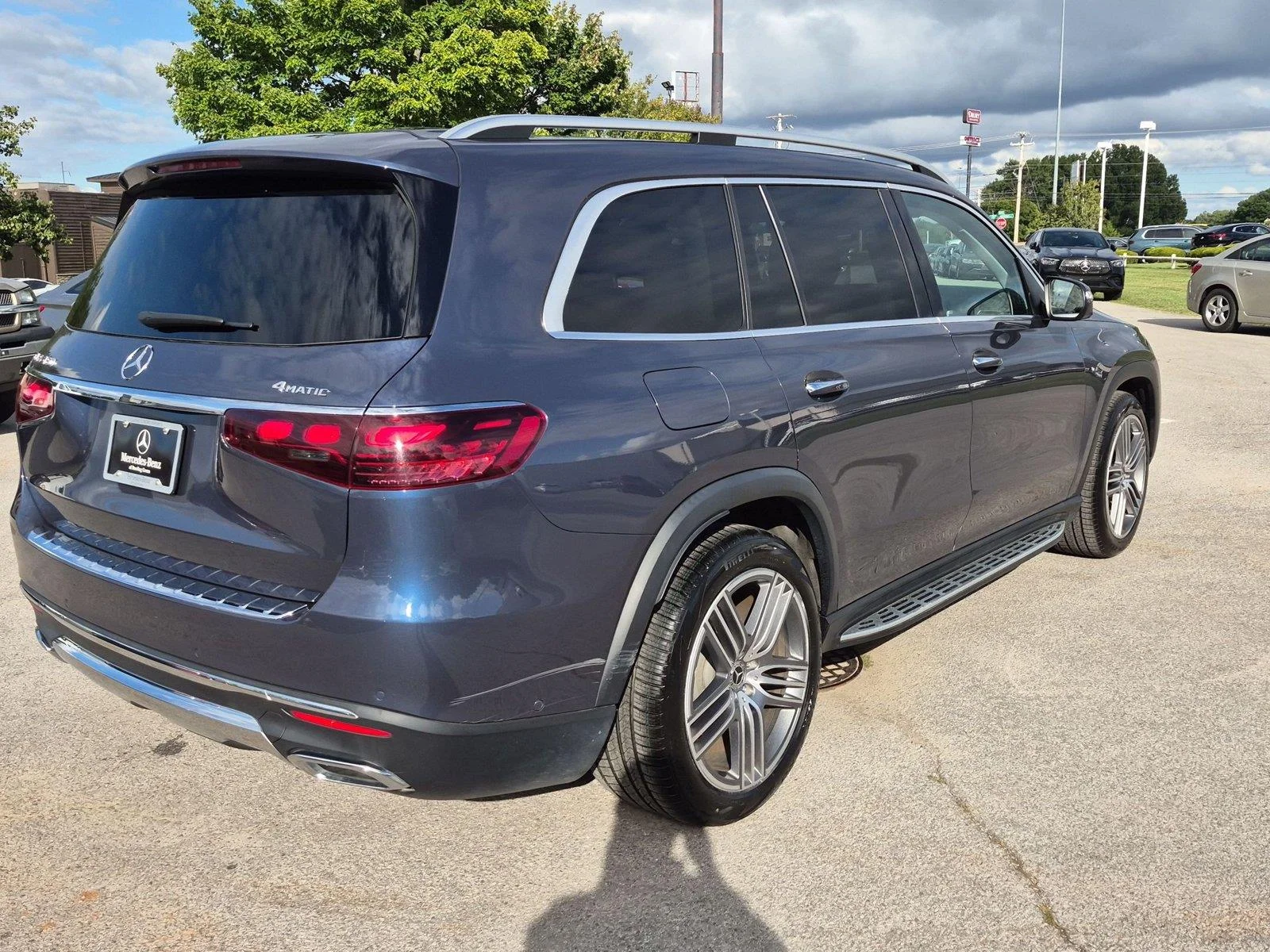 Used 2024 Twilight Blue Metallic Mercedes-Benz GLS 450 image 5