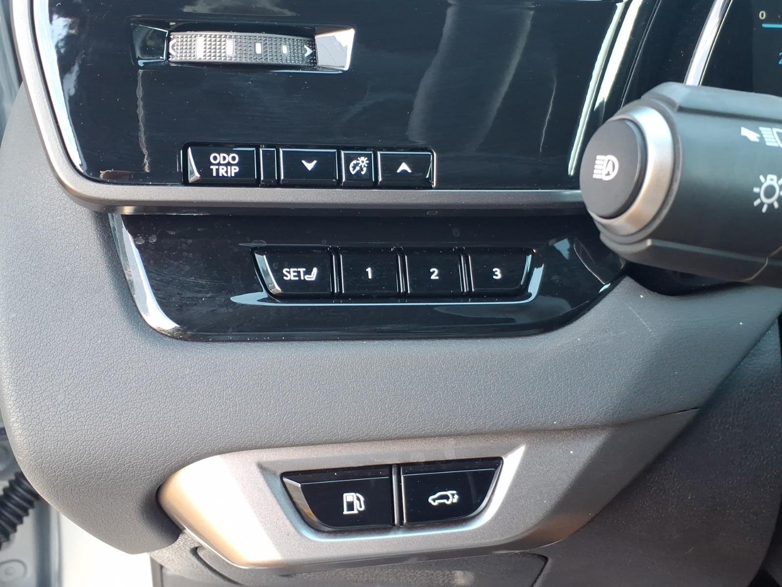 Certified Used 2025 Iridium Lexus  image 20