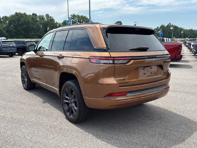 New 2026 Brown Jeep Limited Reserve image 15