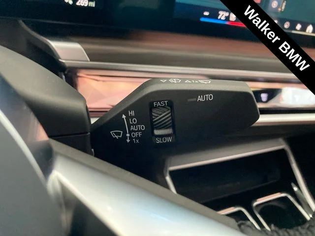New 2024 Carbon Black Metallic BMW xDrive60 image 25