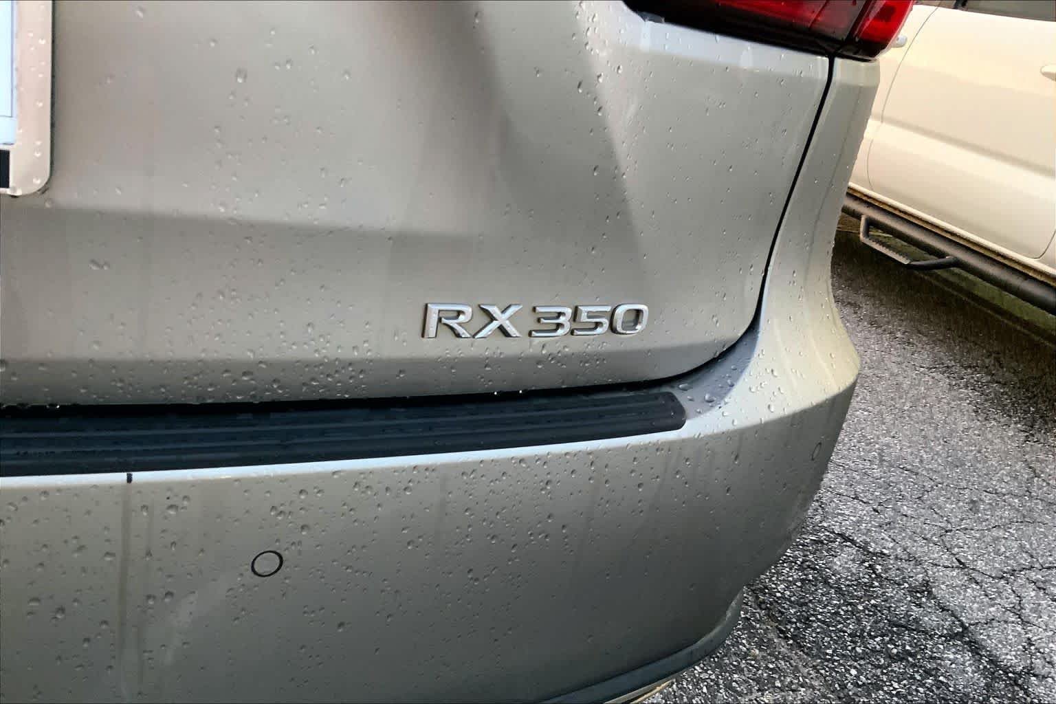 Used 2020 Atomic Silver Lexus  image 10
