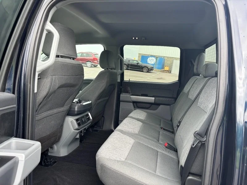 Used 2023 Antimatter Blue Metallic Ford XLT image 10