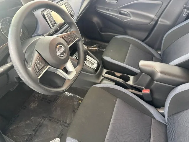 Used 2025 White Nissan 1.6 SV image 19