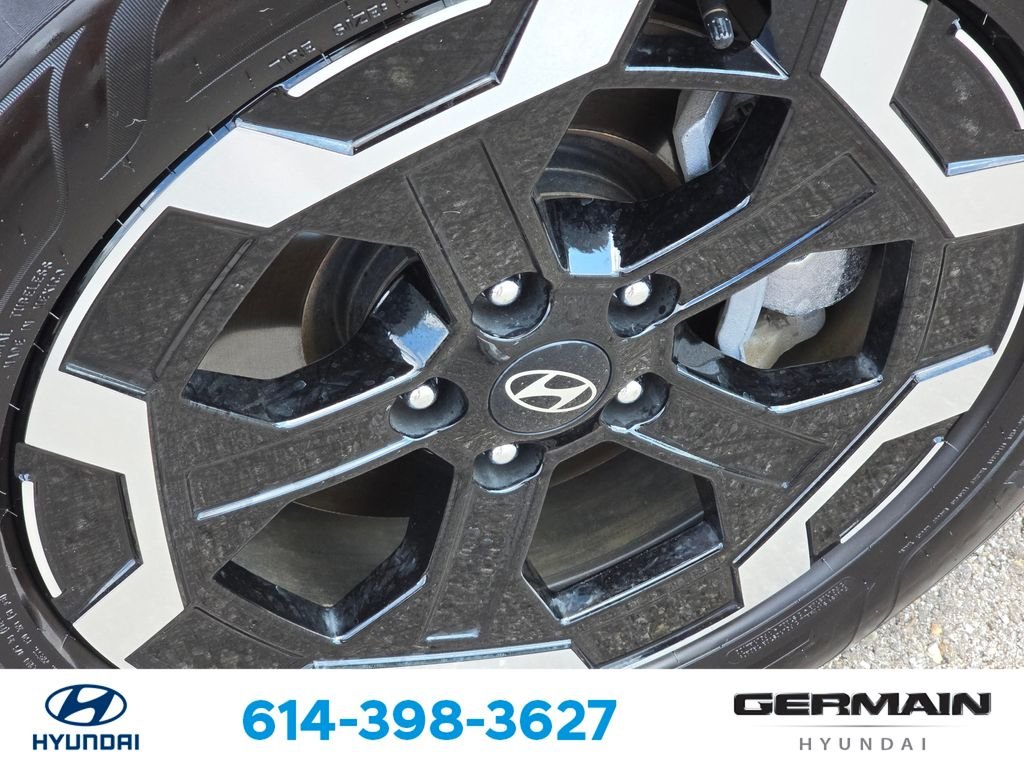 Used 2025 Gray Hyundai SE image 13