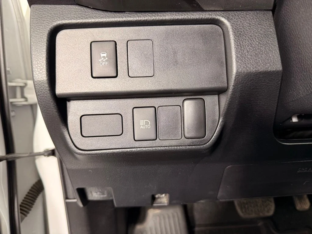Used 2021 White Toyota SR5 image 24