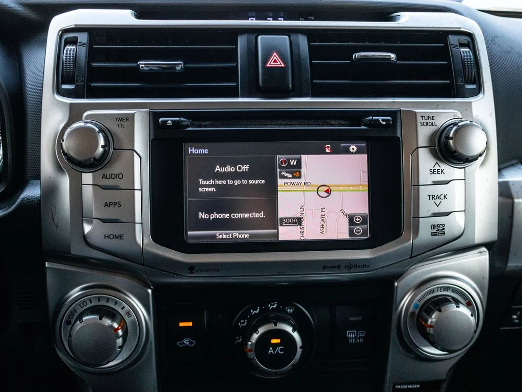 Used 2016 Black Toyota SR5 Premium image 33