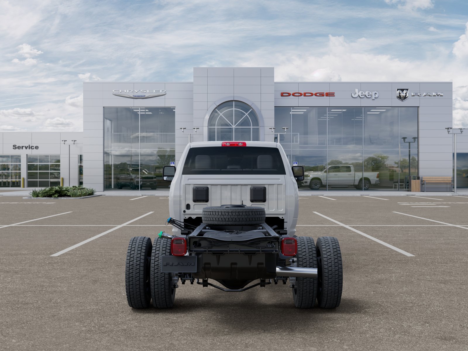 New 2026 Bright White Clearcoat RAM Tradesman image 38