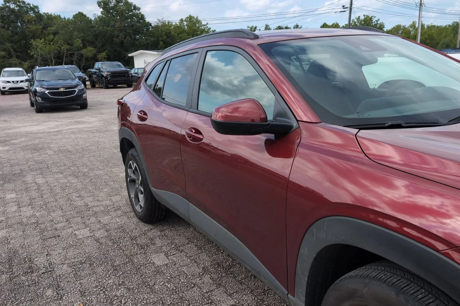 Used 2024 Crimson Metallic Chevrolet LT image 3