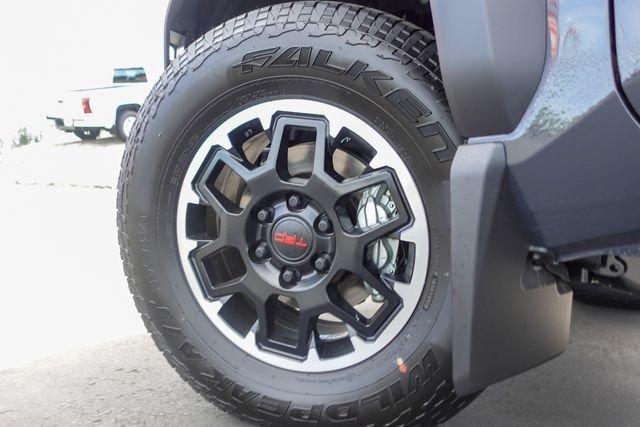 2026 Toyota Tacoma TRD Off Road - Photo 12