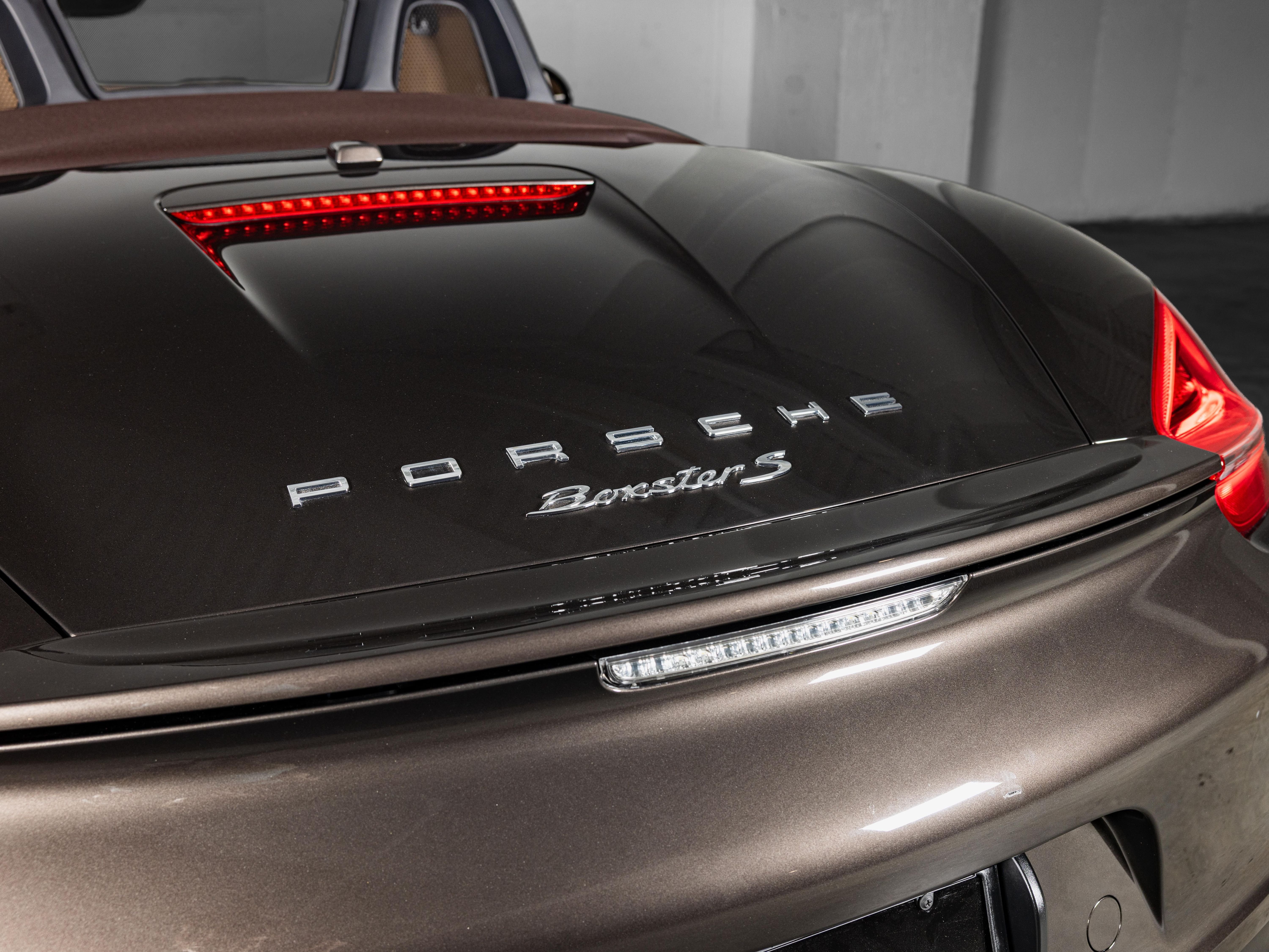 Used 2013 Brown Porsche S image 19