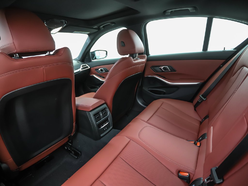 New 2026 Black Sapphire Metallic BMW M340i xDrive image 21