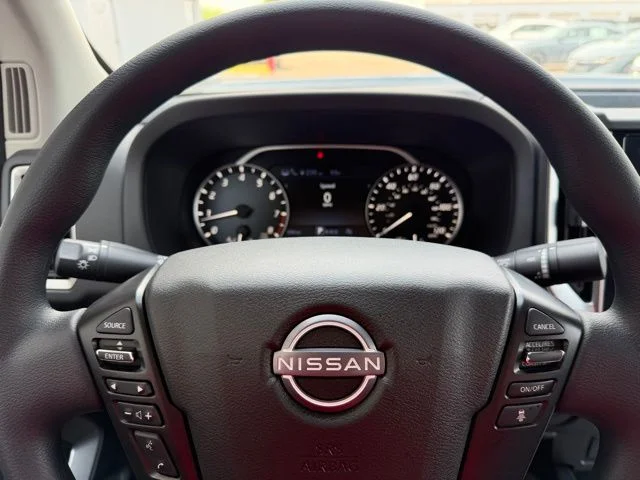 2025 Nissan Frontier SV - Photo 15