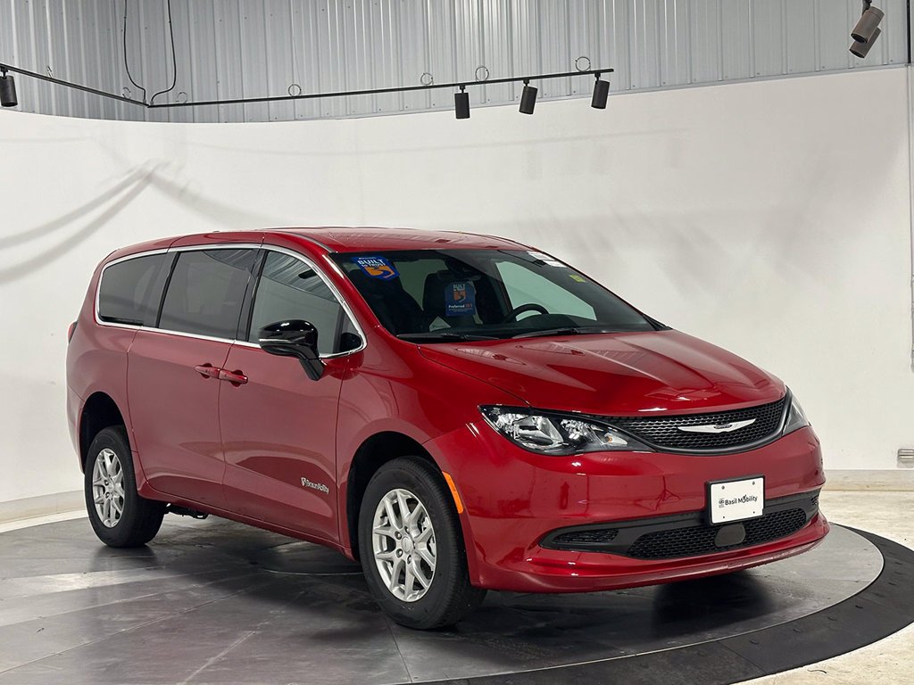Used 2027 Red Chrysler Wheelchair Accessible-LX image 2