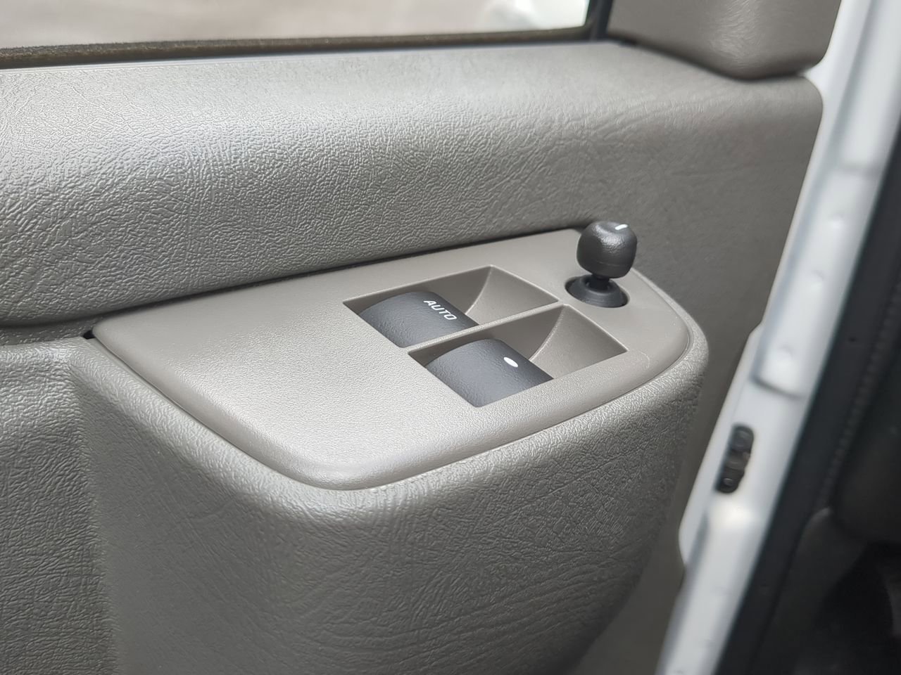 New 2025 Summit White Chevrolet Work Truck image 20