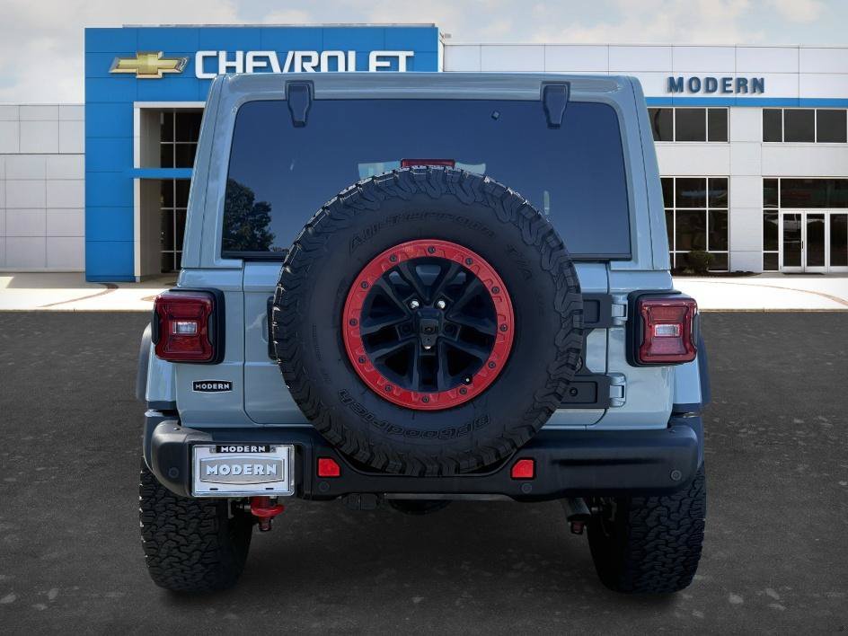 Used 2024 Earl Clearcoat Jeep Rubicon X image 4