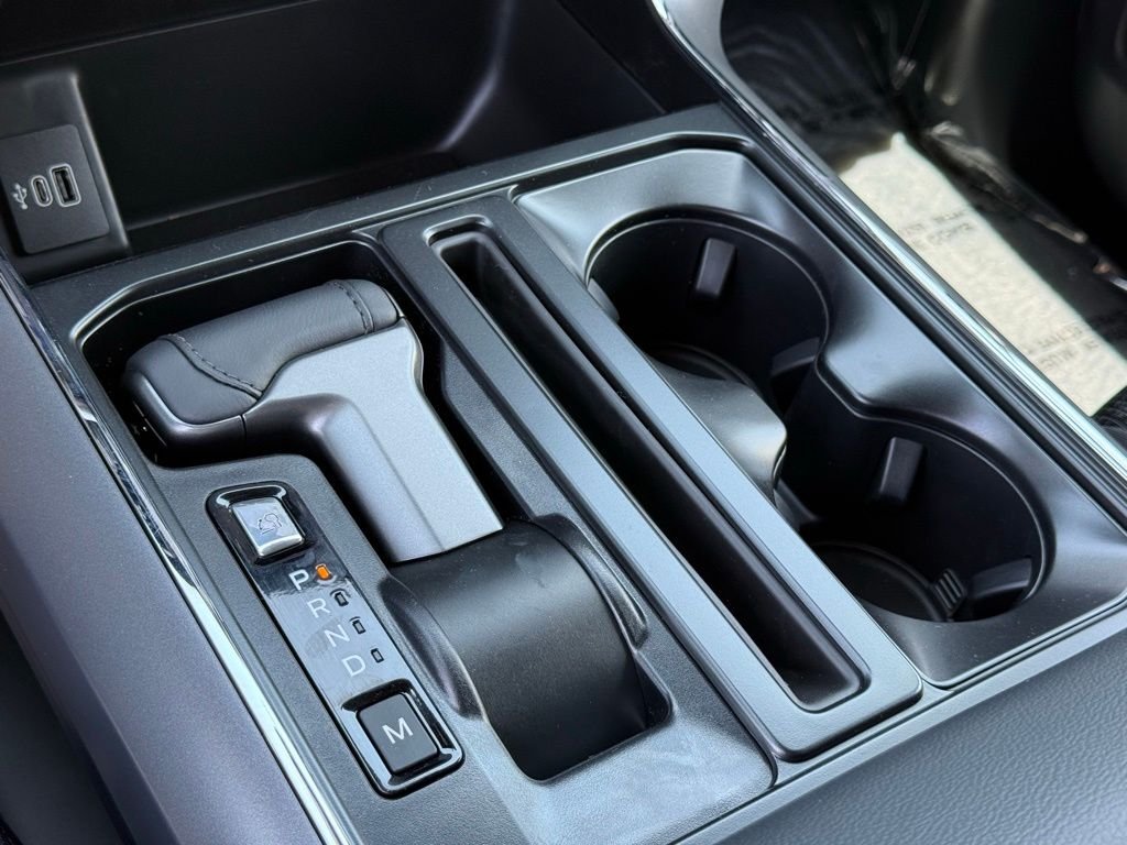 New 2026 Avalanche Ford XLT image 12