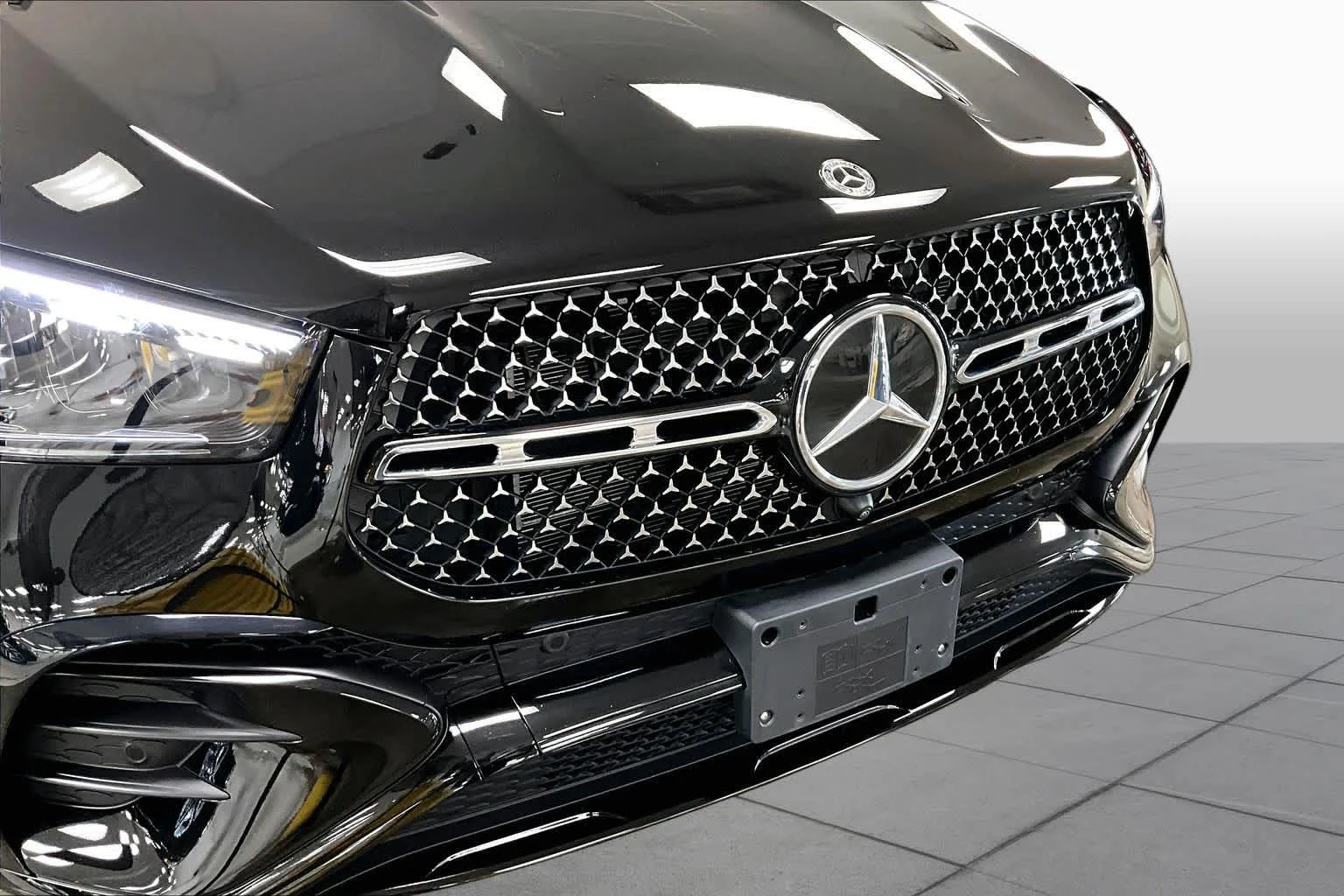 Certified Used 2026 Obsidian Black Metallic Mercedes-Benz GLE 350 image 32