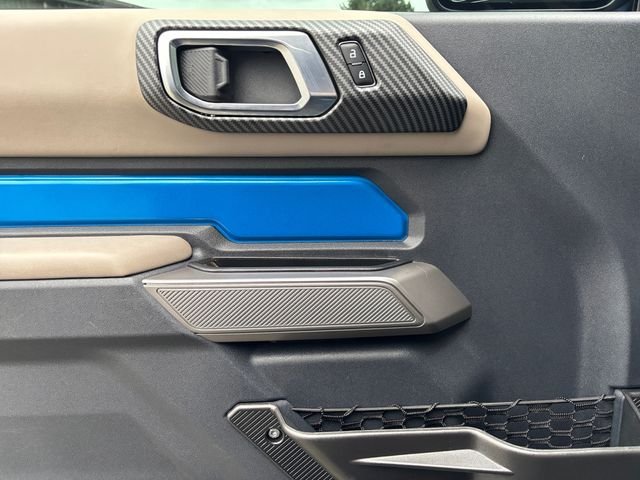 Used 2023 Velocity Blue Metallic Ford Wildtrak image 16