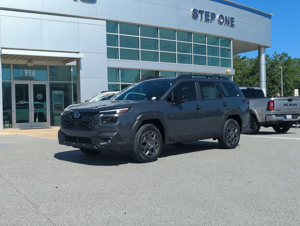 2026 Subaru Outback Premium's photo