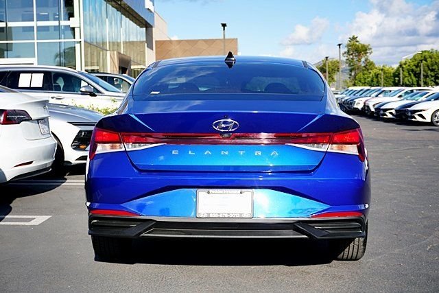Used 2021 Blue Hyundai SEL image 8