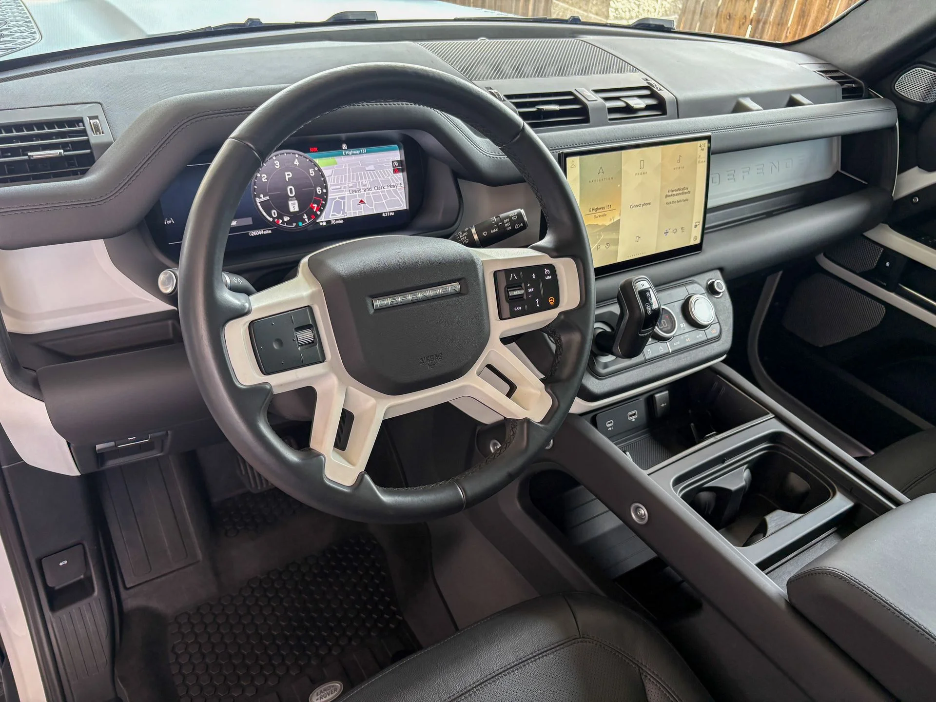 Used 2024 Gray Land Rover P300S image 4