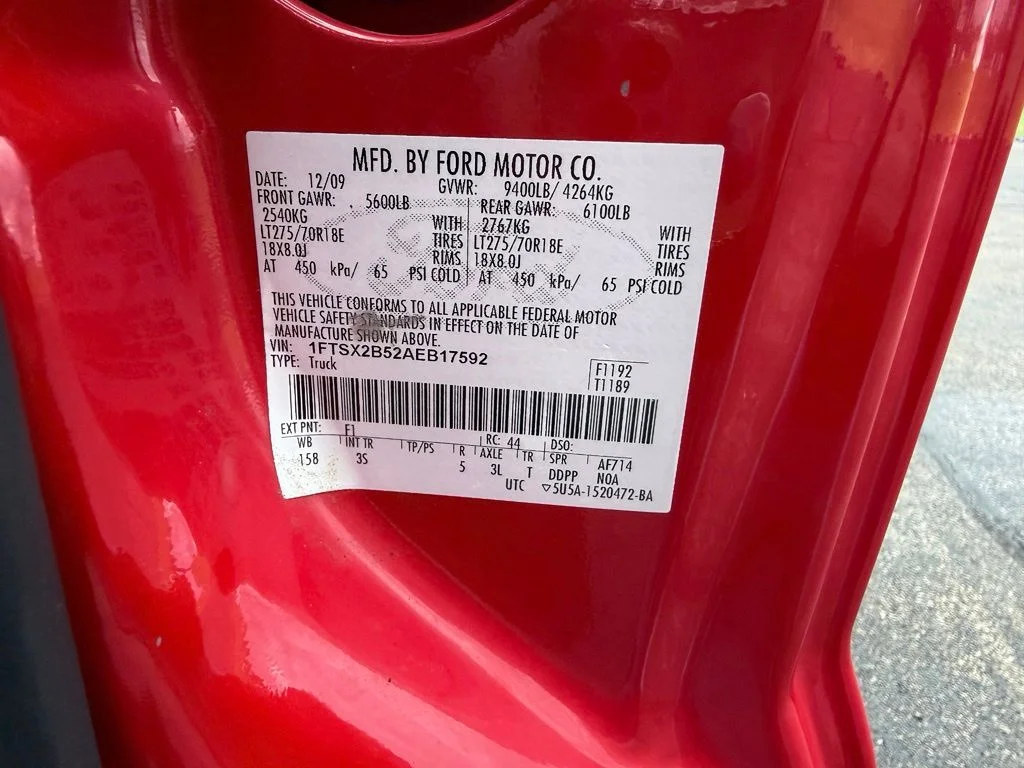 Used 2010  Ford XL image 34