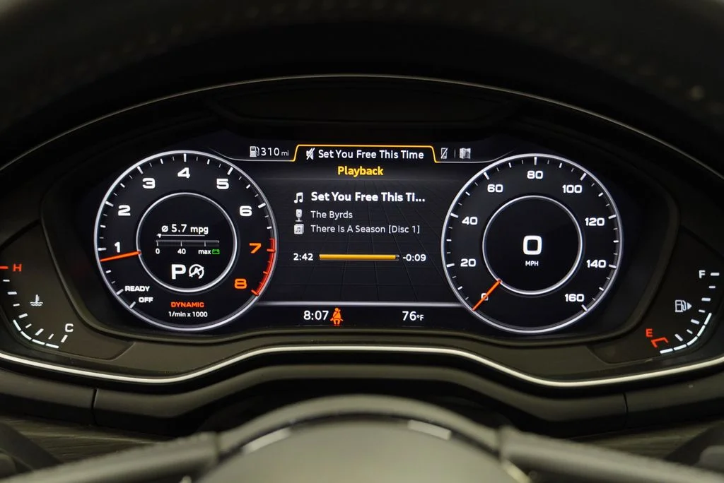 Used 2018 Red Audi 2.0T Premium Plus quattro image 9