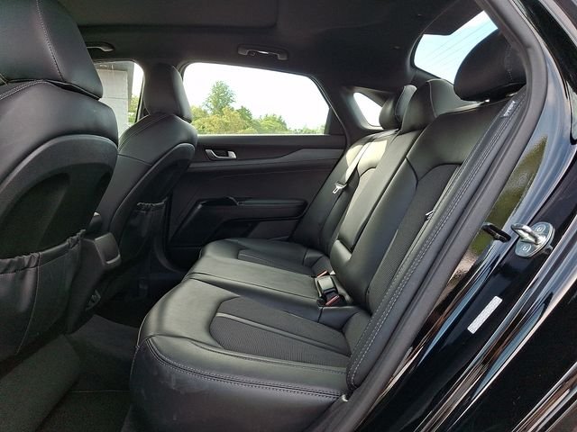 Used 2024 Black Kia GT-Line image 11