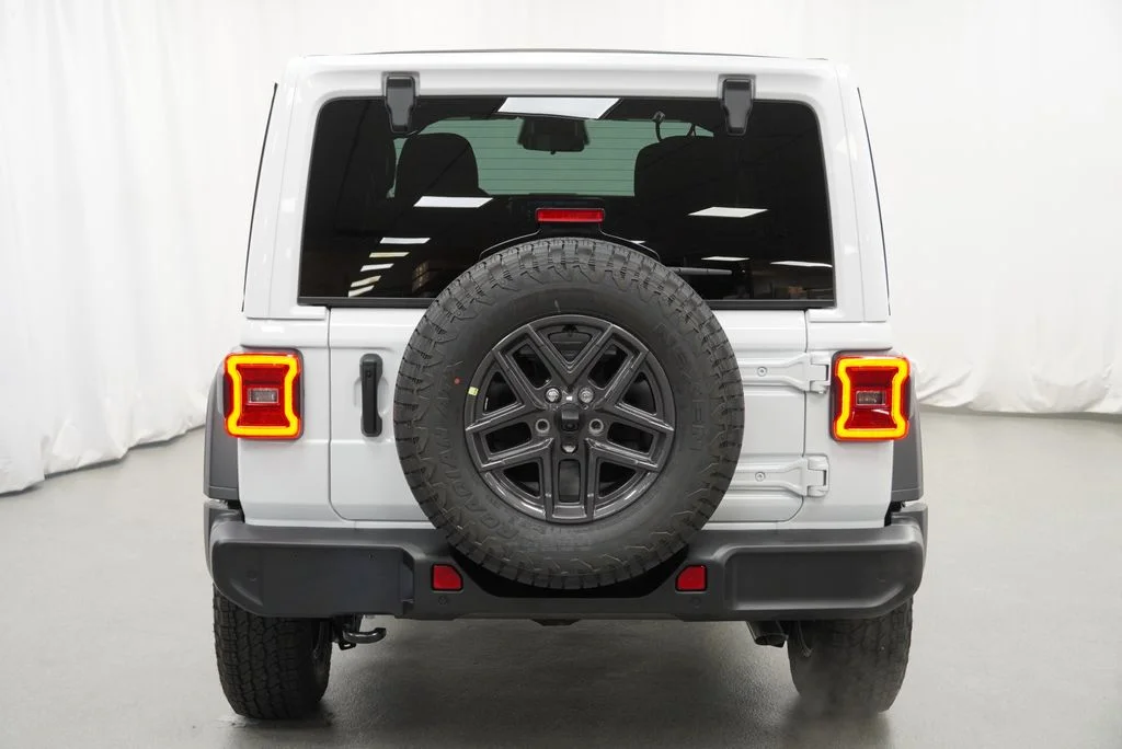 New 2027 Bright White Clear-Coat Paint Jeep Sport S image 10