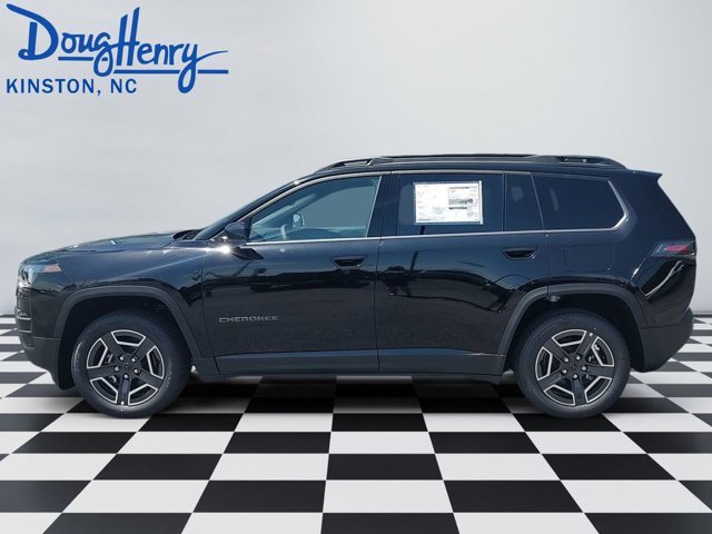 New 2026 Diamond Black Crystal Pearl-Coat Exterior Paint Jeep Limited image 2