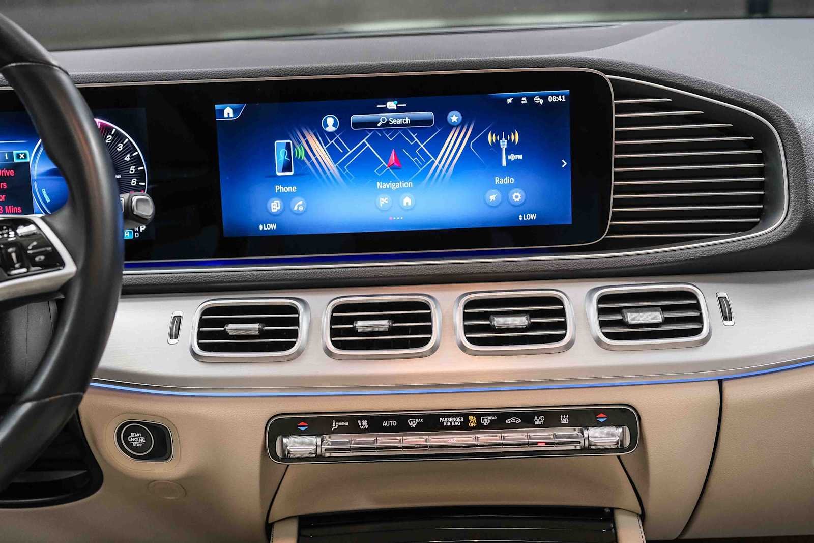 Certified Used 2024 Polar White Mercedes-Benz GLE 450e Plug-In Hybrid image 16