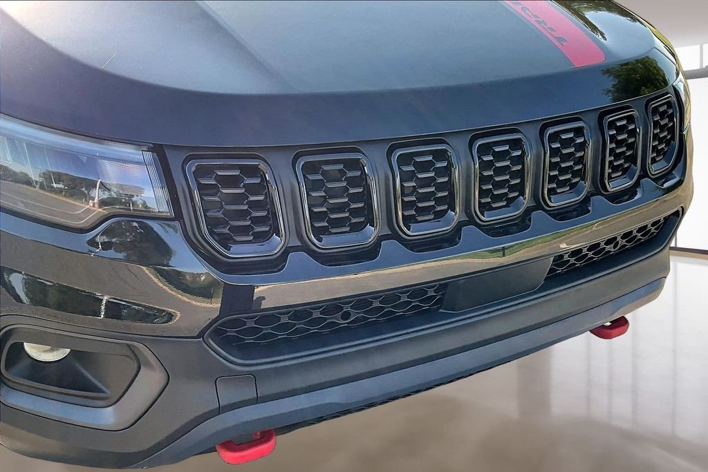 Used 2024 Black Jeep Trailhawk image 30