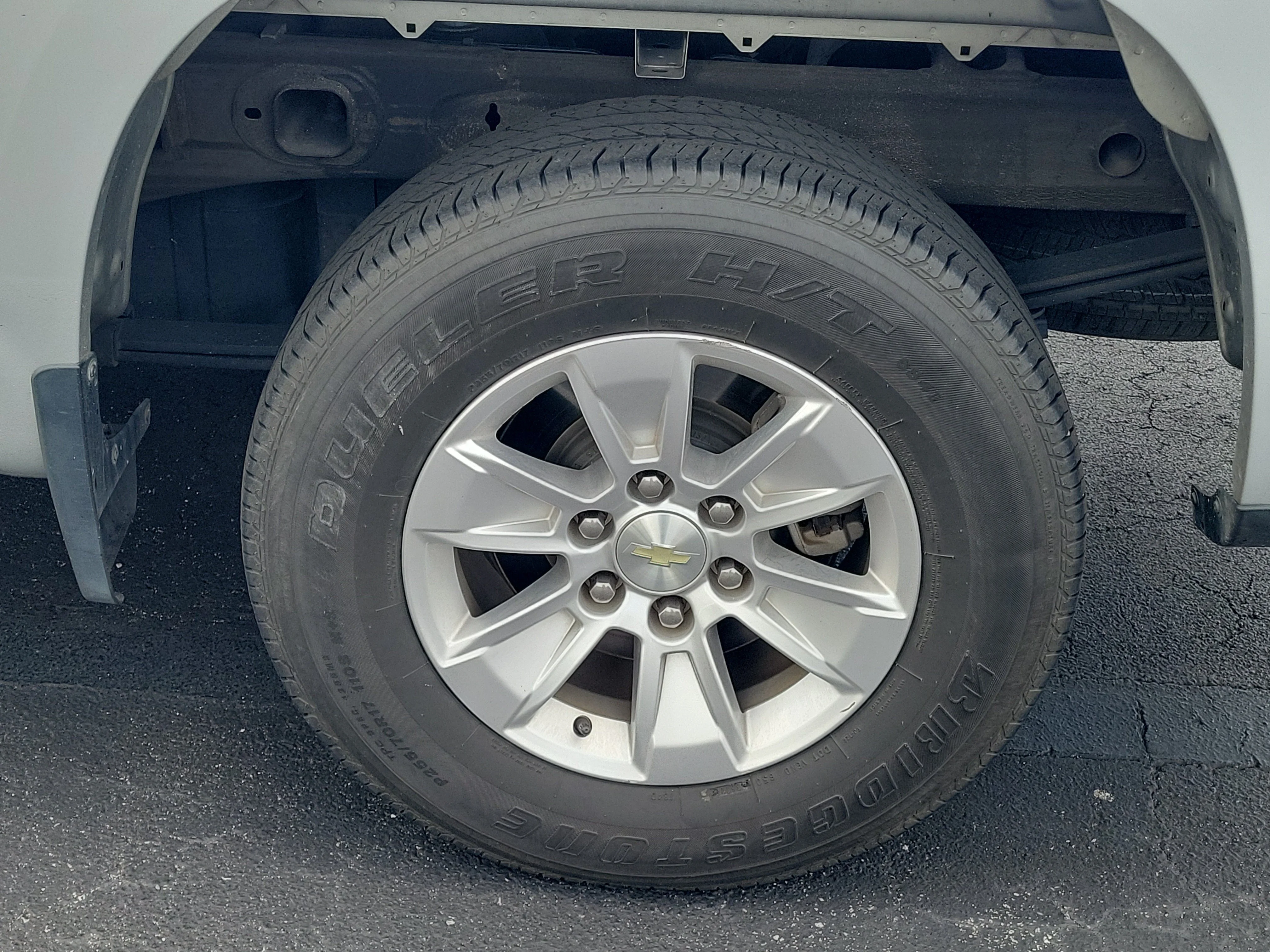 Used 2020 Silver Ice Metallic Chevrolet LT image 5