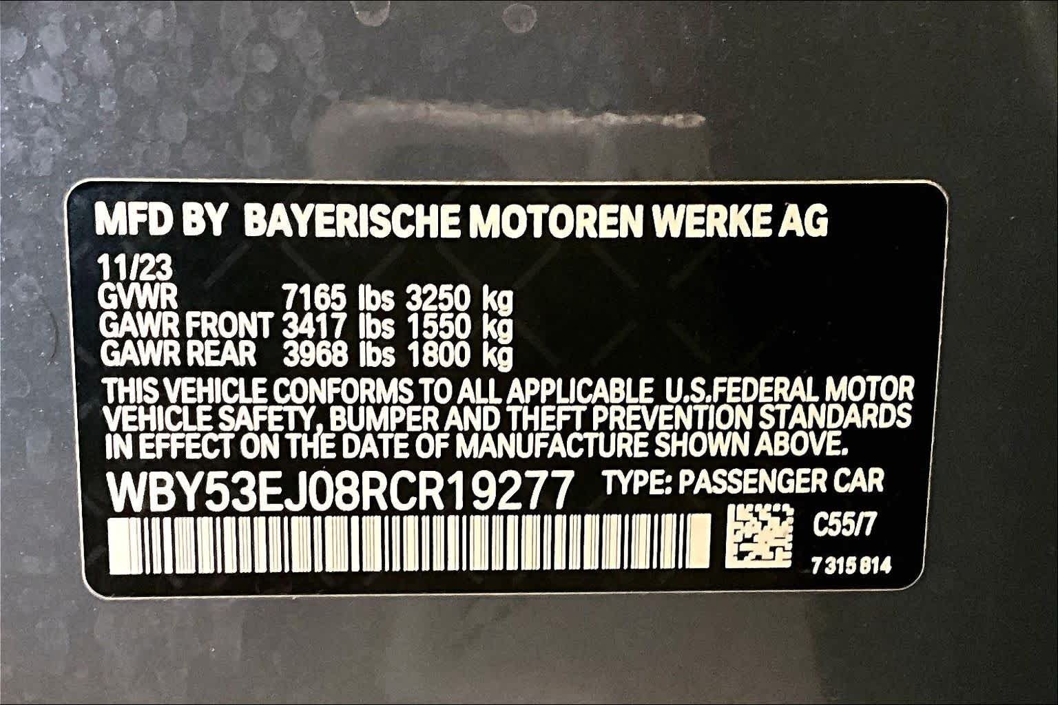 Used 2024 Sparkling Copper Metallic BMW xDrive60 image 31