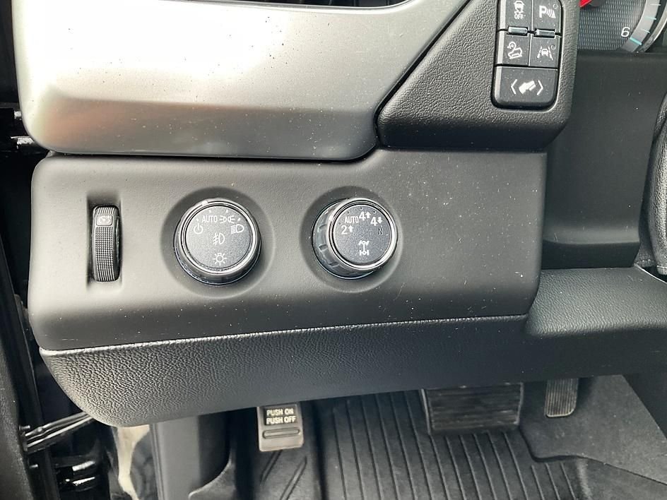 Used 2020 Black Chevrolet LT image 35