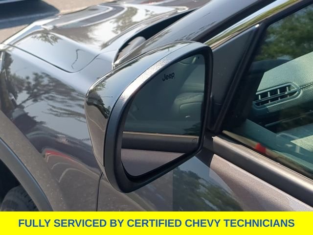 Used 2024 Gray Jeep Latitude image 20