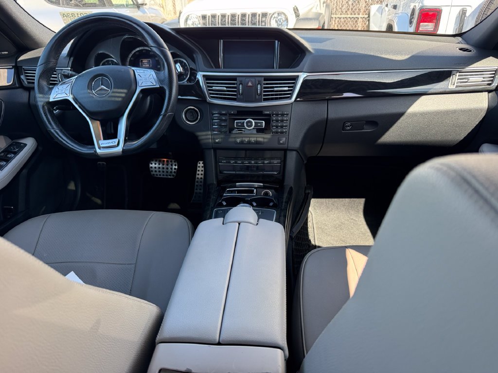 Used 2012  Mercedes-Benz E 350 image 20