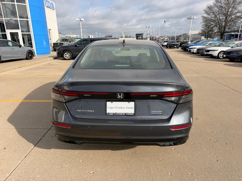 New 2026 Meteorite Gray Metallic Honda Touring image 3