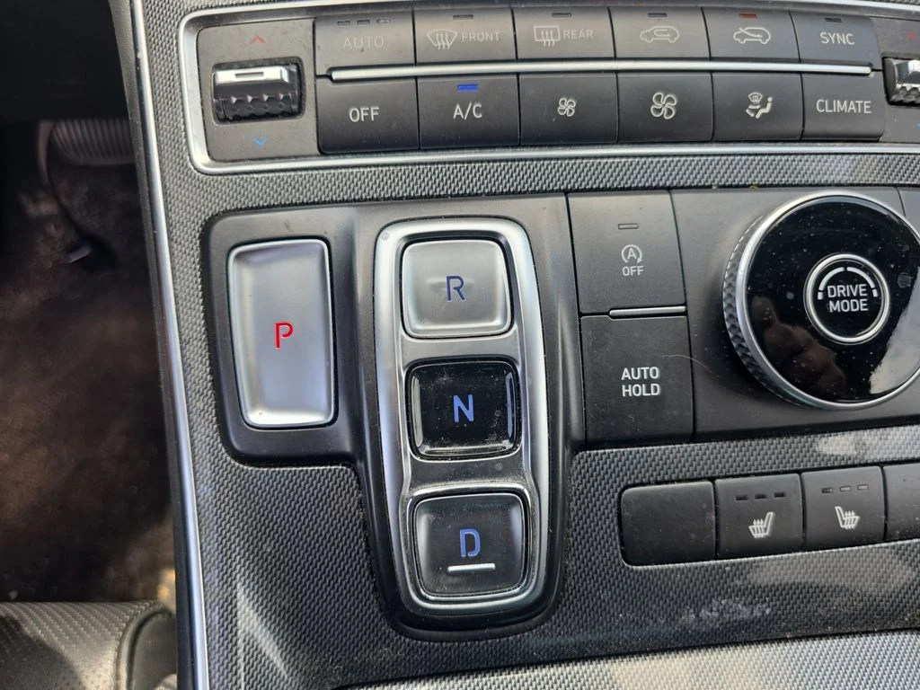 Used 2023 Gray Hyundai SEL image 18