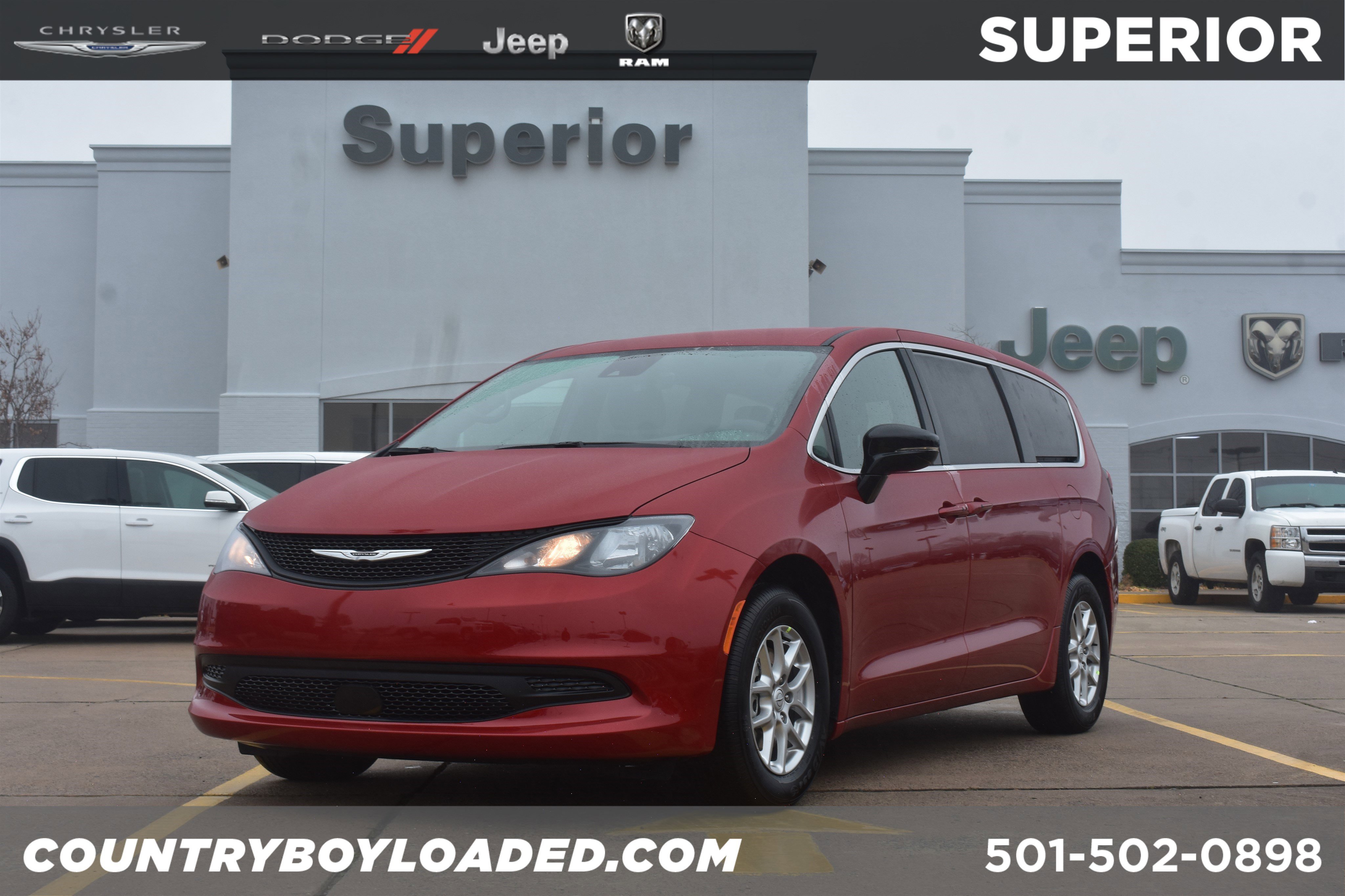 2026 Chrysler Voyager LX's photo