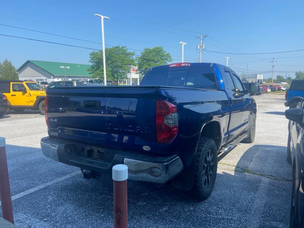Used 2014 Blue Ribbon Metallic Toyota SR5 image 5