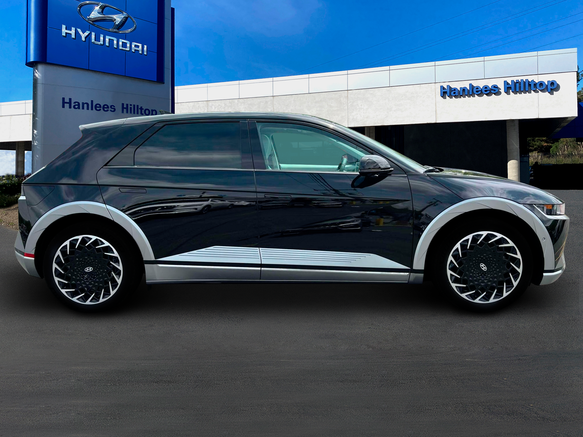 2024 Hyundai IONIQ 5 Limited - Photo 9